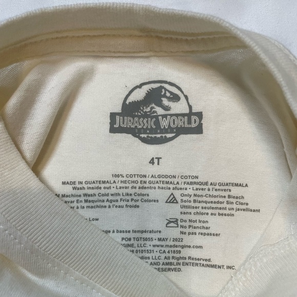 🐶🐶🐶NWOT Boys Jurassic Park size 4T off white t-shirt🐶🐶🐶 - Picture 4 of 4